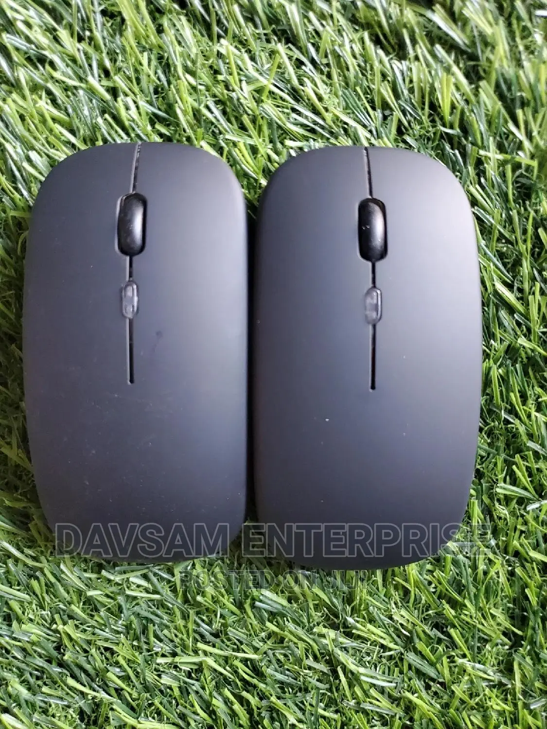 Chargeable and Bluetooth Cordless Mouse