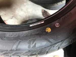 245/45r18 Brigdestone Tire