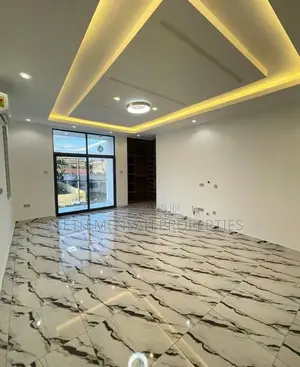 4bdrm House in Ashaley Botwe for sale