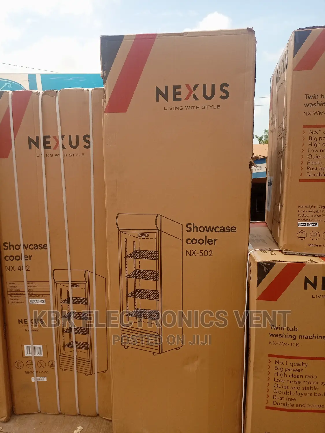 NEXUS 320ltr Showcase Refrigerator