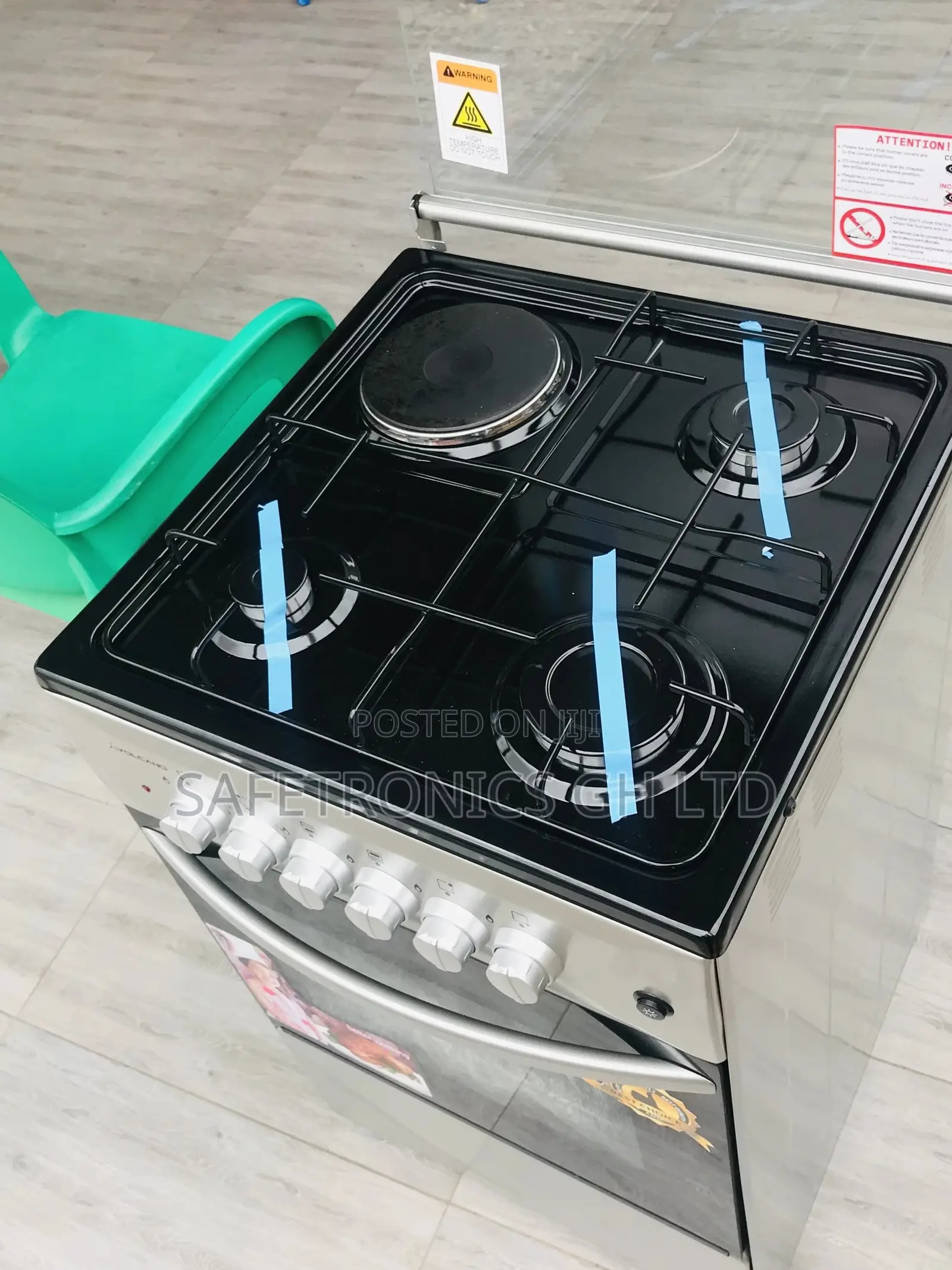 Oven With Grill 3 Gas Burner 1 Electric Volcano 50x50 Gray