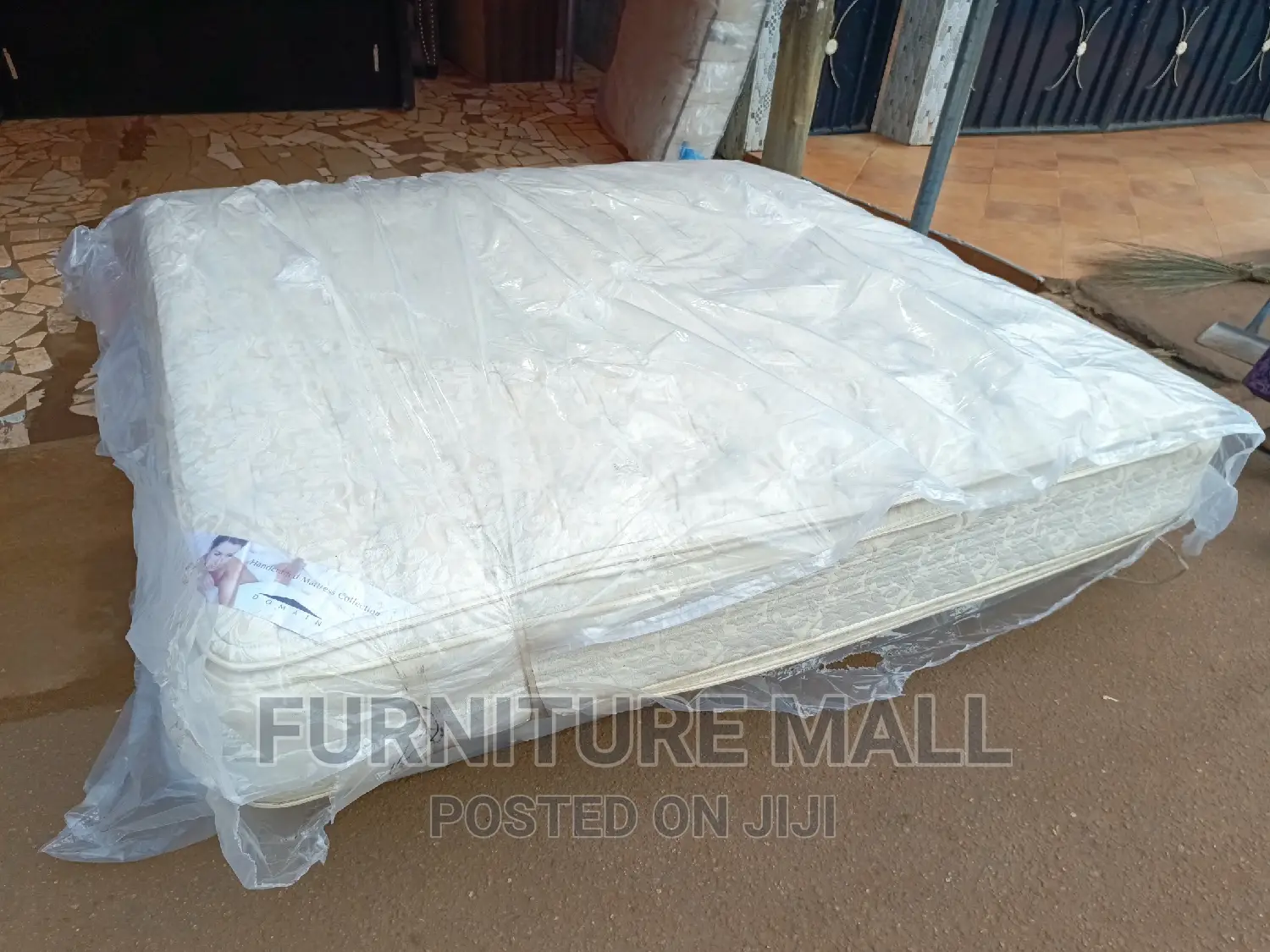 New King Size Mattress 75x80". 12 Inches. Free Delivery