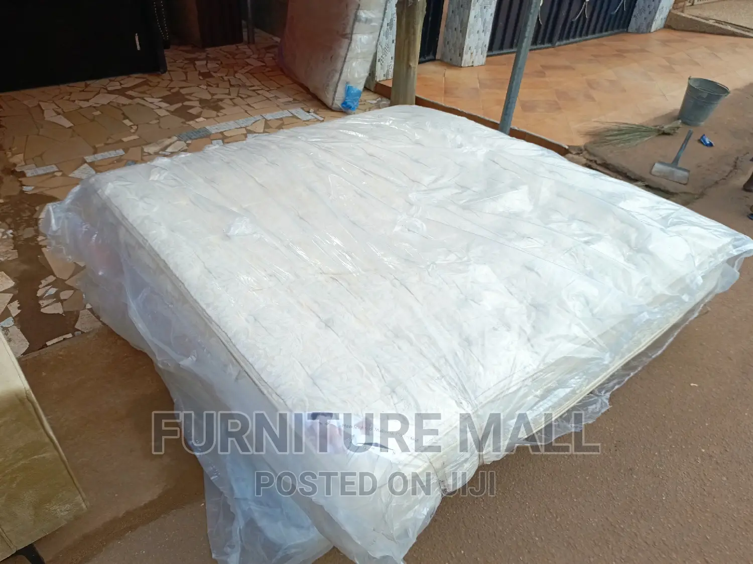 New King Size Mattress 75x80". 12 Inches. Free Delivery