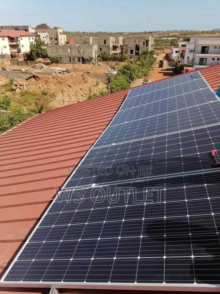 390 Watts Solar Panel