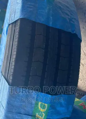 285/70r19.5 Longmarch Rough and Smooth