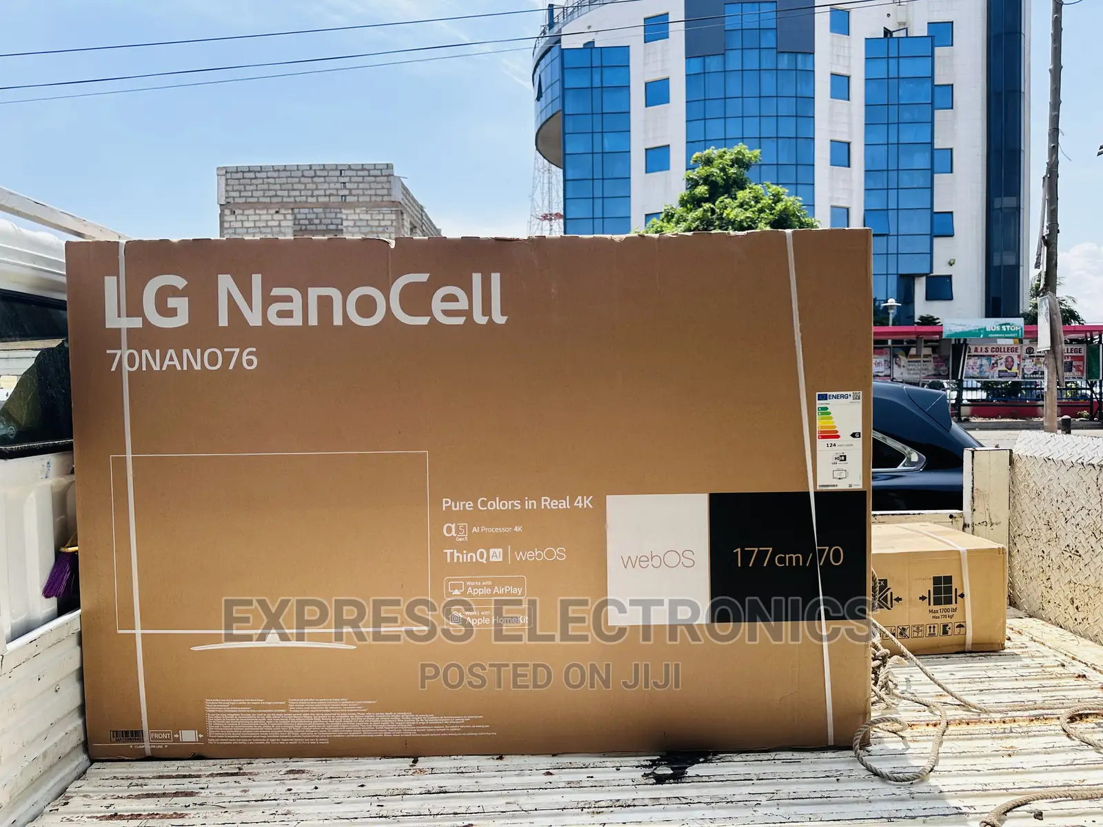 New LG UHD Smart 70”Nano76 Tv 