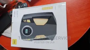 On Board Car Air Tyre Compressor/Tyre Pump