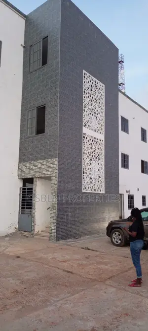 1bdrm Apartment in Pleasant Properties, Spintex for rent