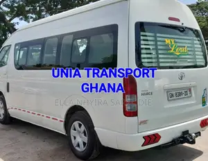 Mini Van Toyota Haise For Hiring