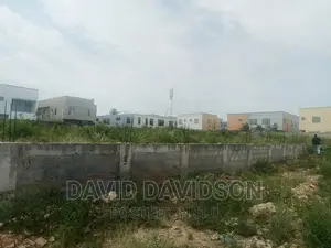 2 Plots Tema Community 6