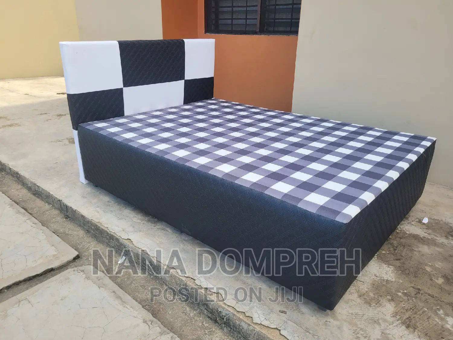 Inbuilt Double Bed
