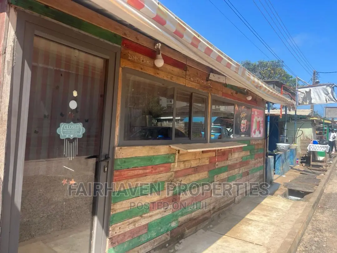 Shop Space /Restaurant for Rent at Osu