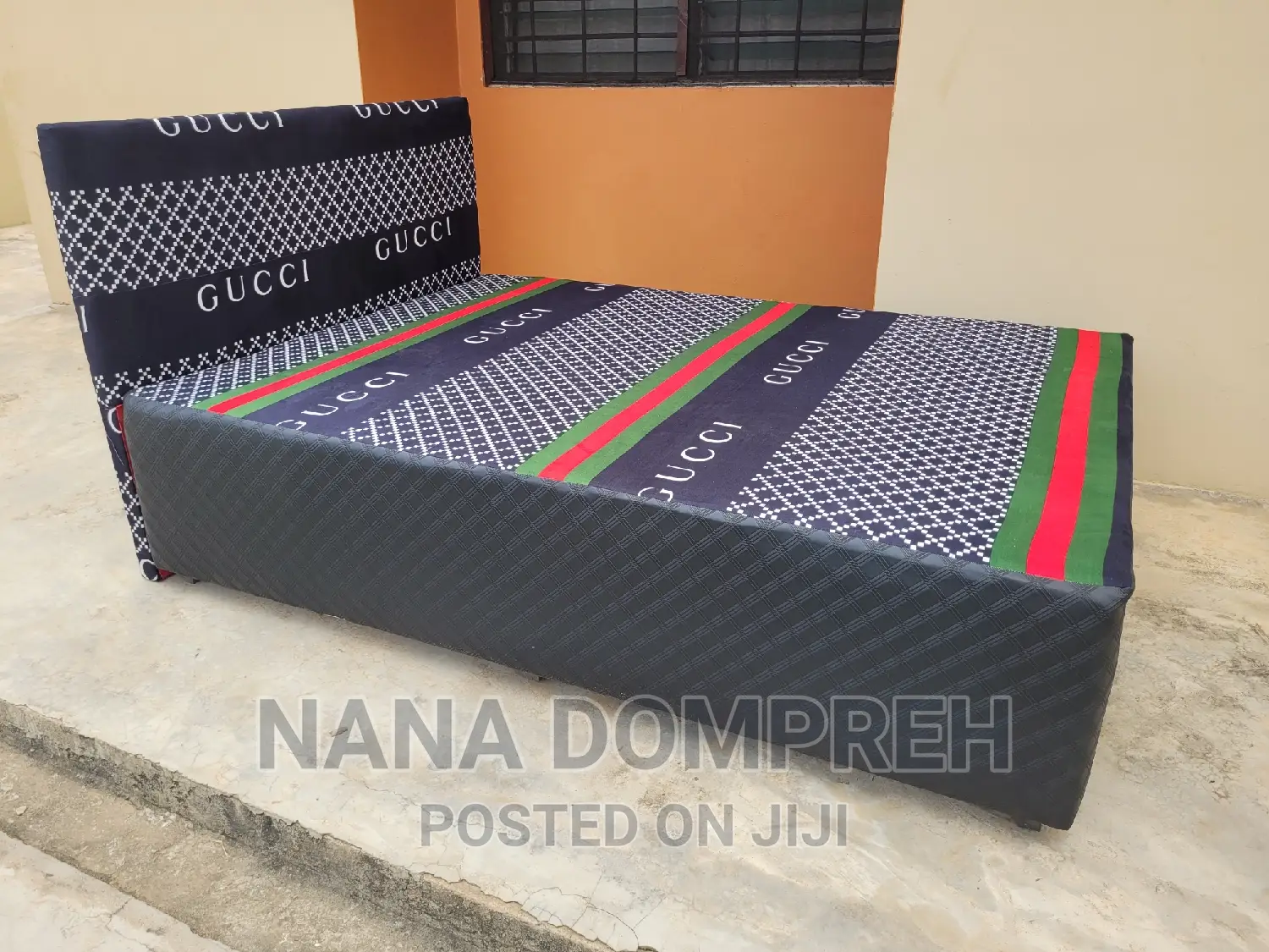Inbuilt Double Bed