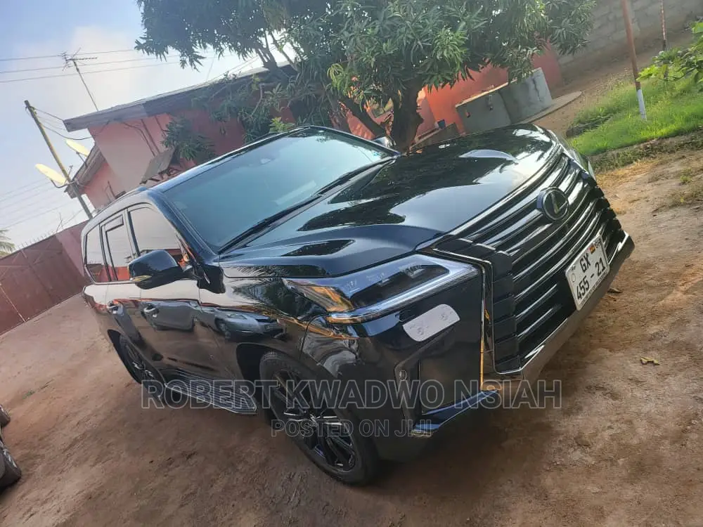 Lexus LX 570 (5 seats) AWD 2021 Black