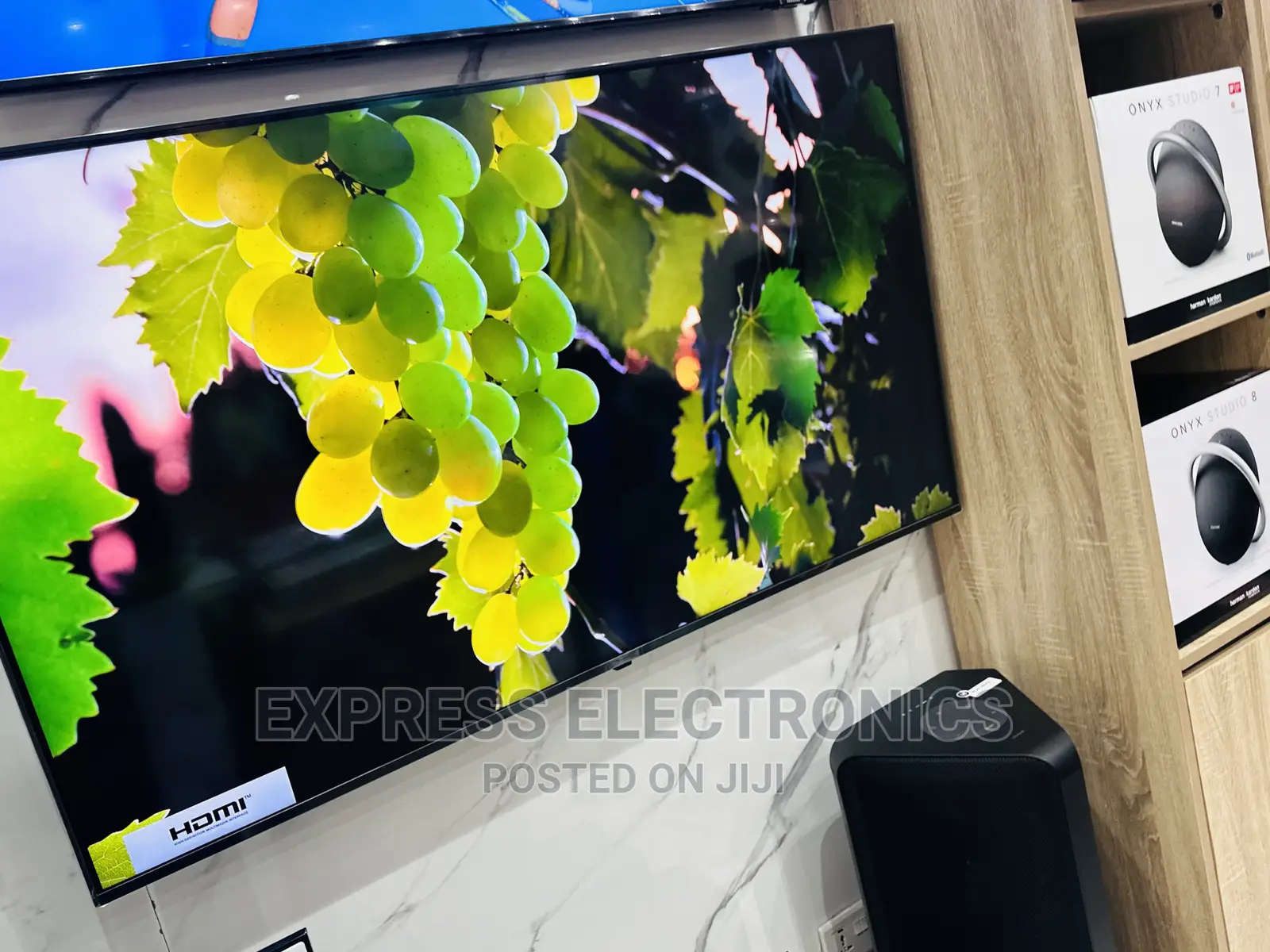Essential TV LG UHD Smart Screen 55”Uq75000 Tv