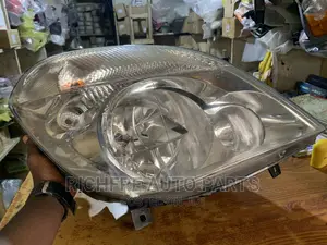 Benz Sprinter Headlight
