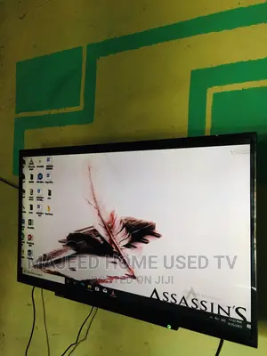 43inches TOSHIBA Digital Satellite Smart Tv