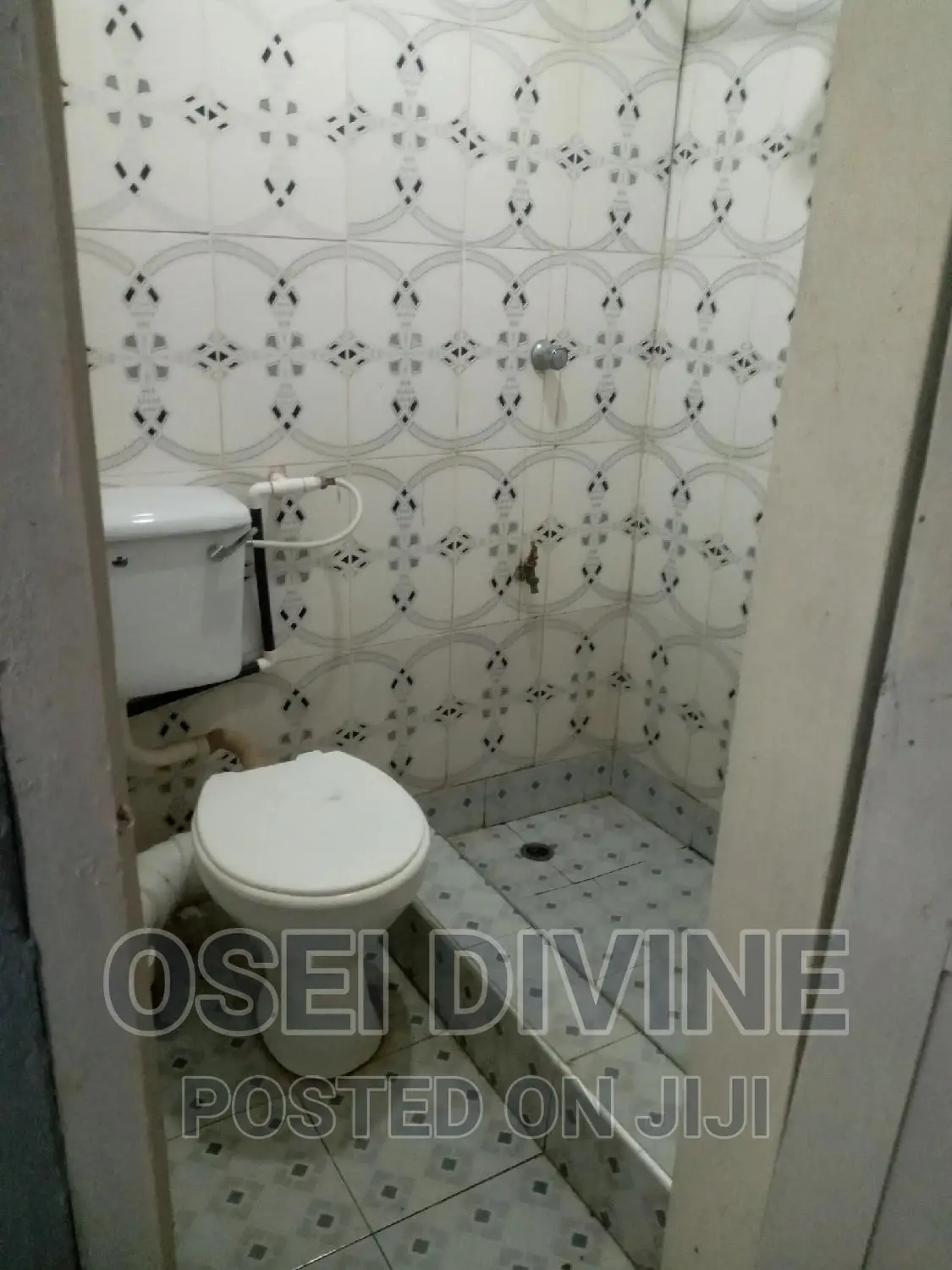 Single Room S/C Self Compound Dansoman