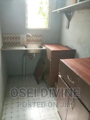 Single Room S/C Self Compound Dansoman