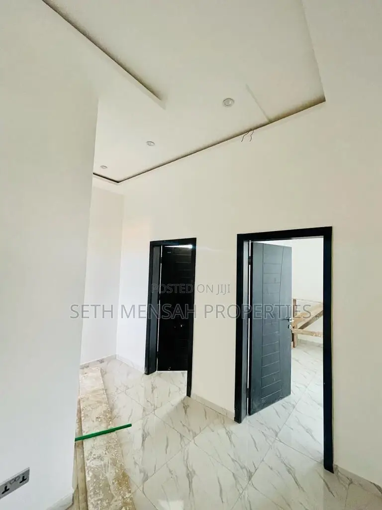 3bdrm House in Ashaley Botwe for sale
