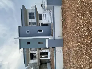 2bdrm Duplex in East Legon Hill for sale