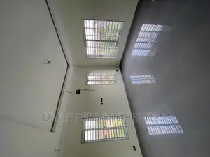 2bdrm Duplex in East Legon Hill for sale