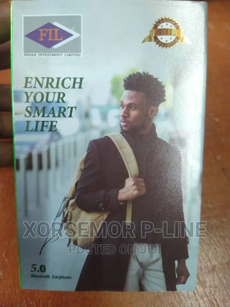 5.0 Bluetooth Smart Earphone