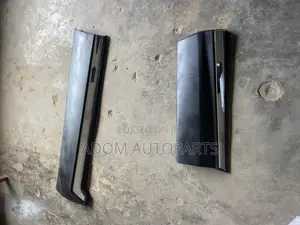 CR-V 2017 2018 2019 2020 2021 2022 Door Moulding