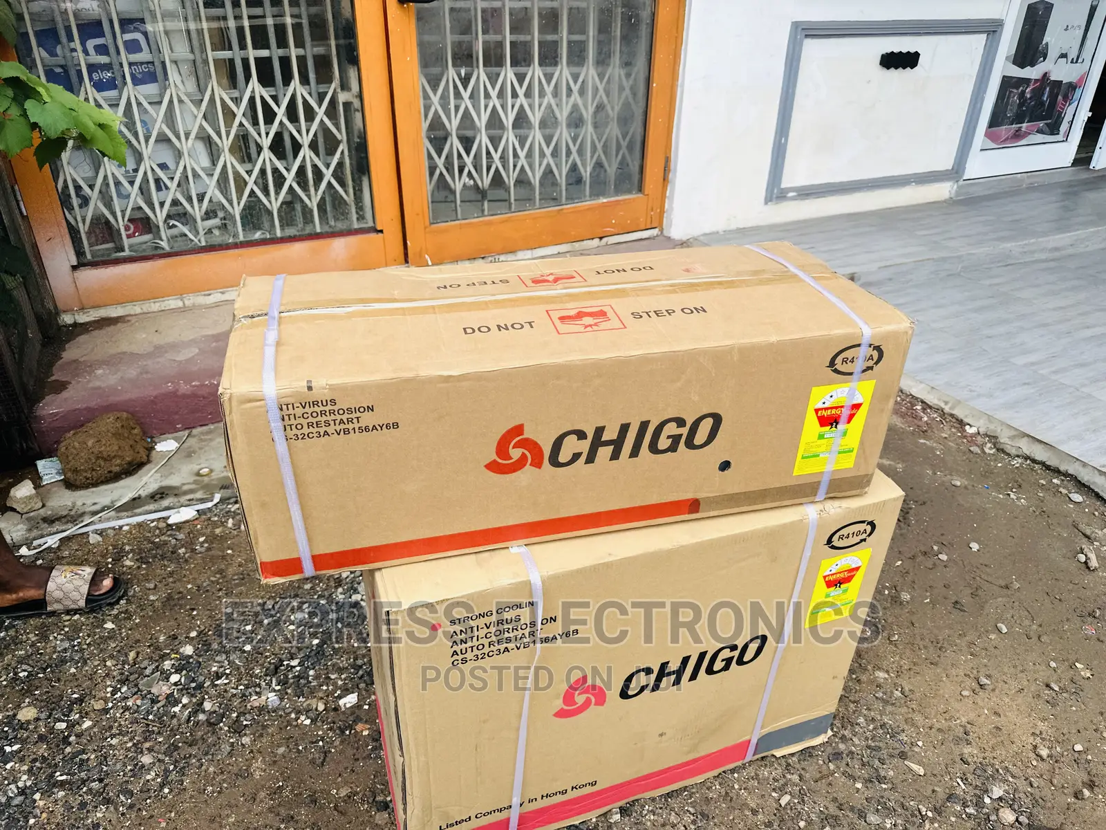 Cool and Collected Airflow Split R410 Gas 1.5hp AC