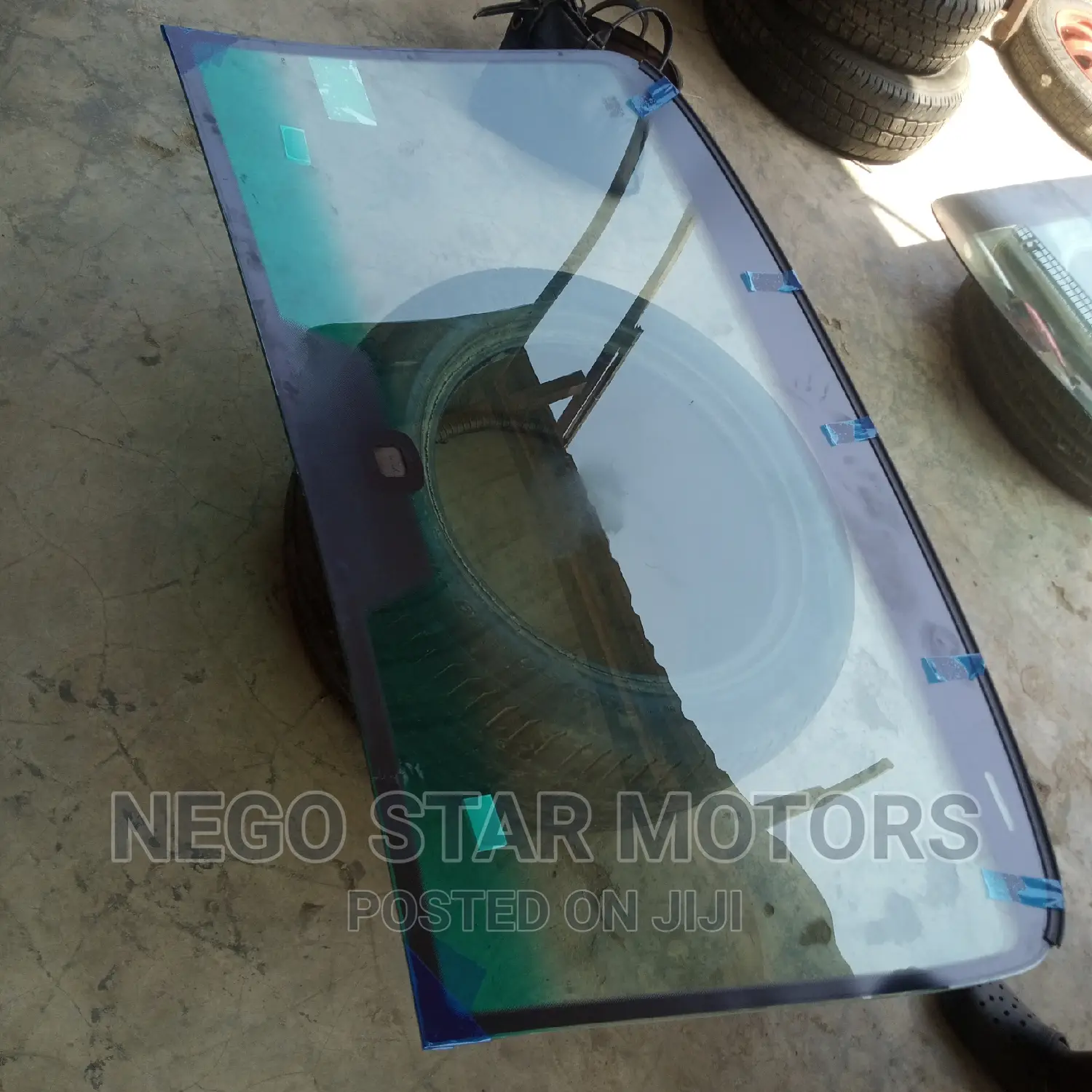 Vw Passat 2008 Front Windscreen