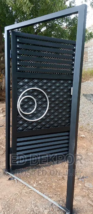 Back Small Gate