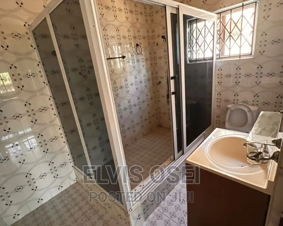 2bdrm Apartment in Gbawe Gravel for rent