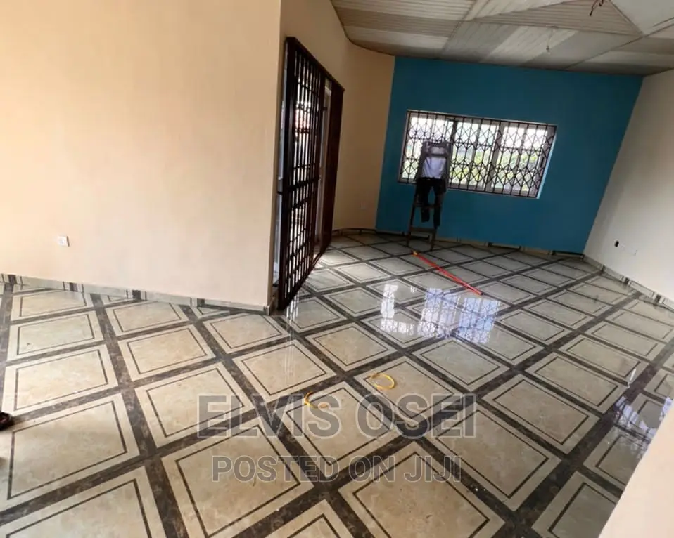 2bdrm Apartment in Gbawe Gravel for rent