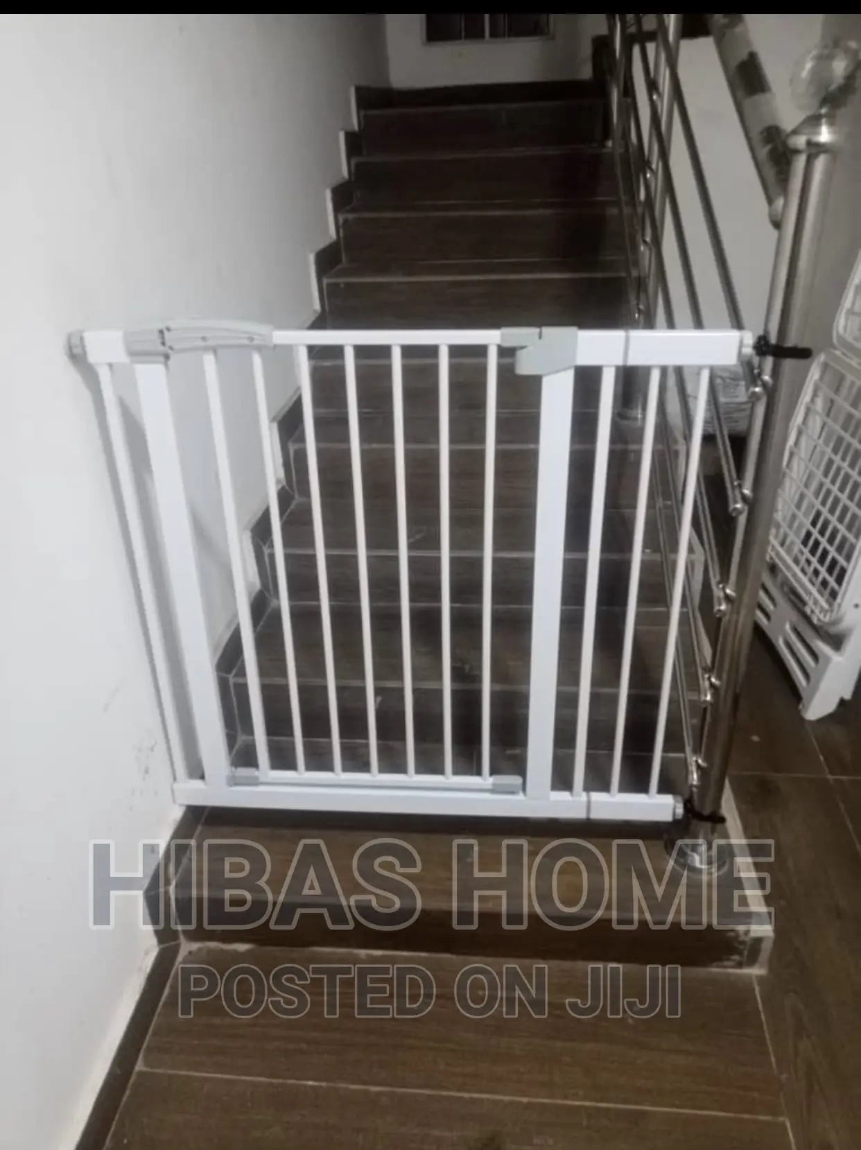 Metallic Baby Safety Gate for Staircase Baby Guard Gate 82cm