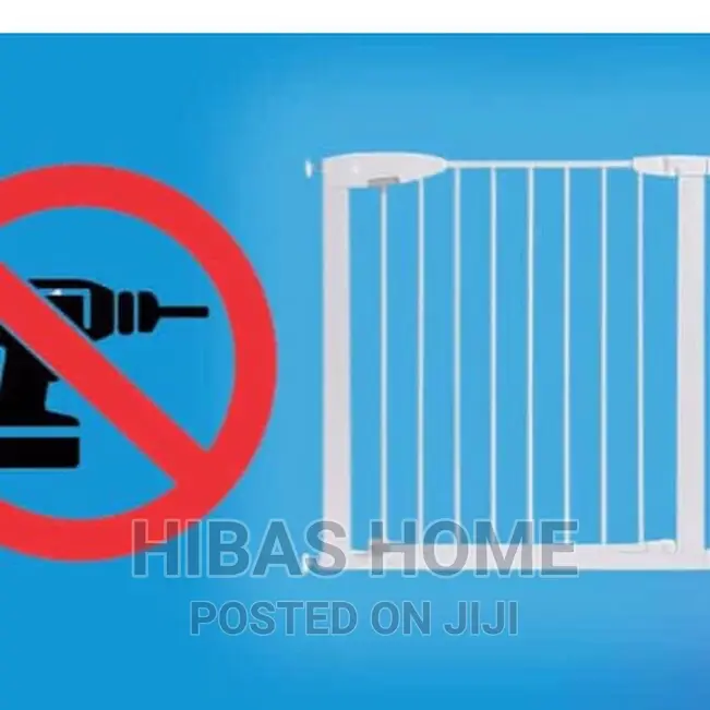 Metallic Baby Safety Gate for Staircase Baby Guard Gate 82cm