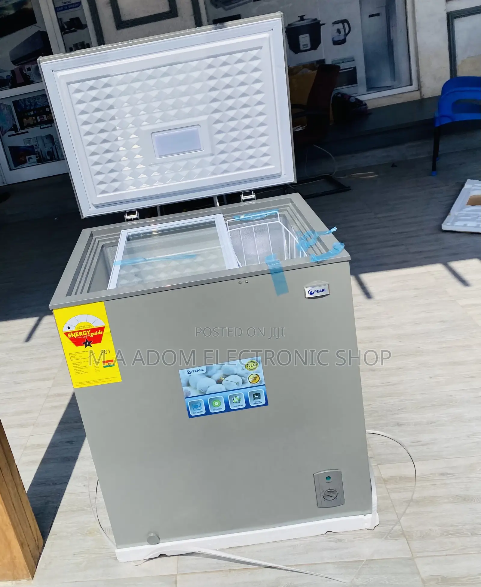 Sealed in Box Pearl PCF-208l Single Door Chest Freezer 