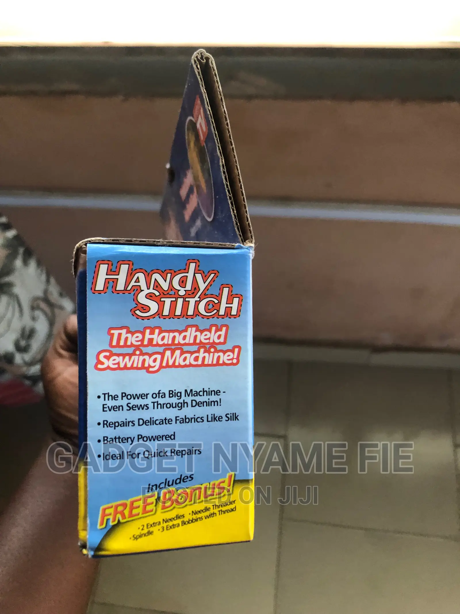 Battery Operated Mini Sewing Machine