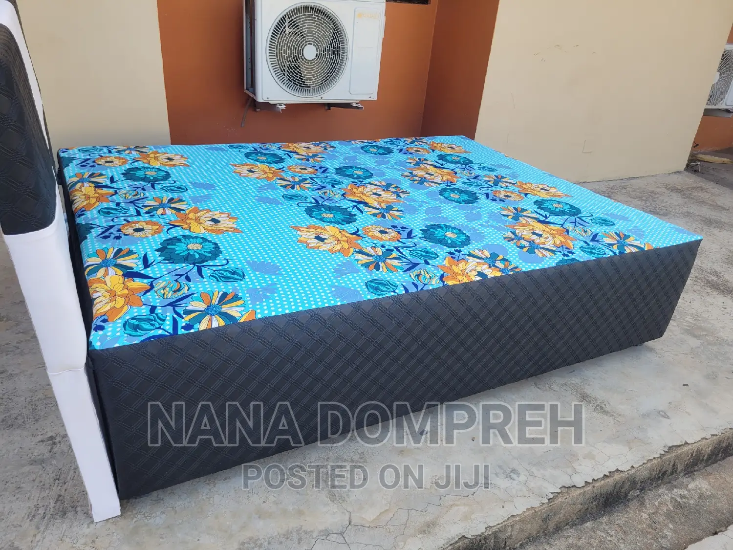Inbuilt Double Bed