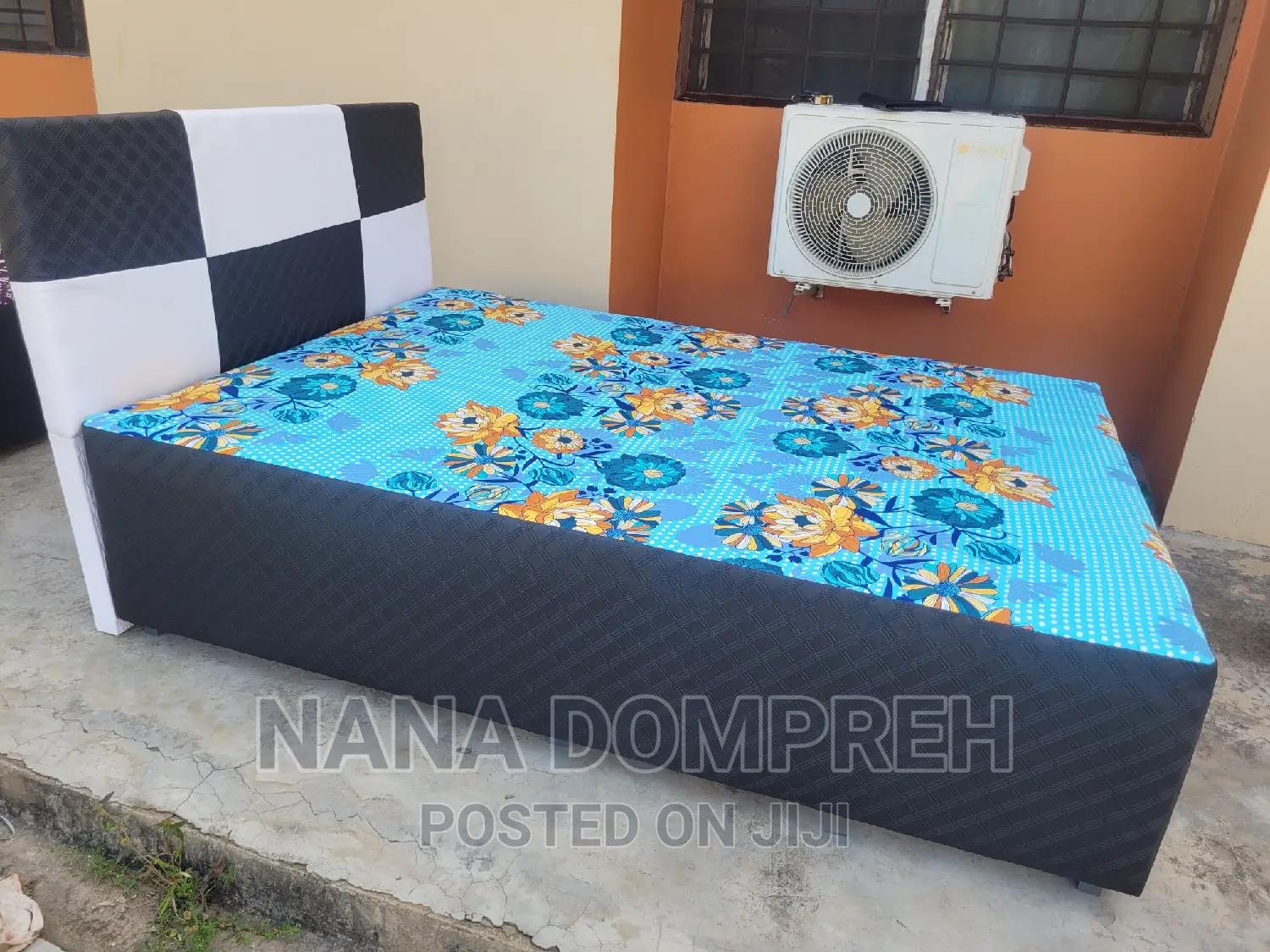 Inbuilt Double Bed