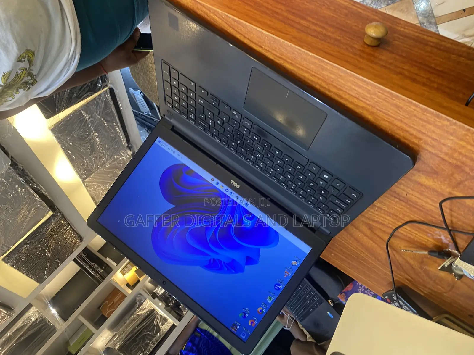New Laptop Dell Inspiron 15 8GB Intel Core I3 SSD 128GB