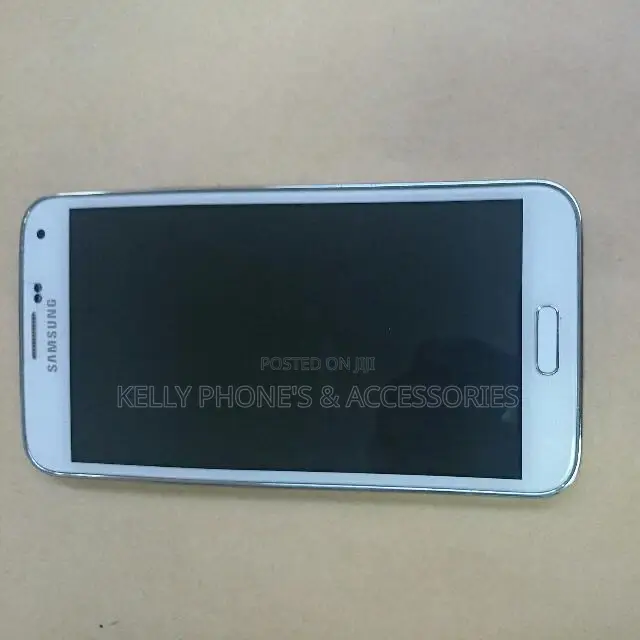 Samsung Galaxy S5 16 GB White