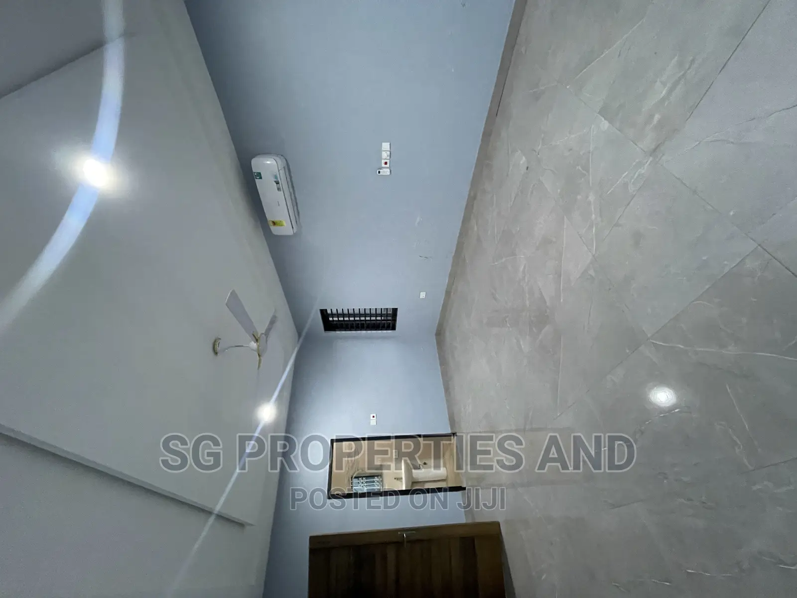 3bdrm Apartment in Ecobank, Spintex for rent