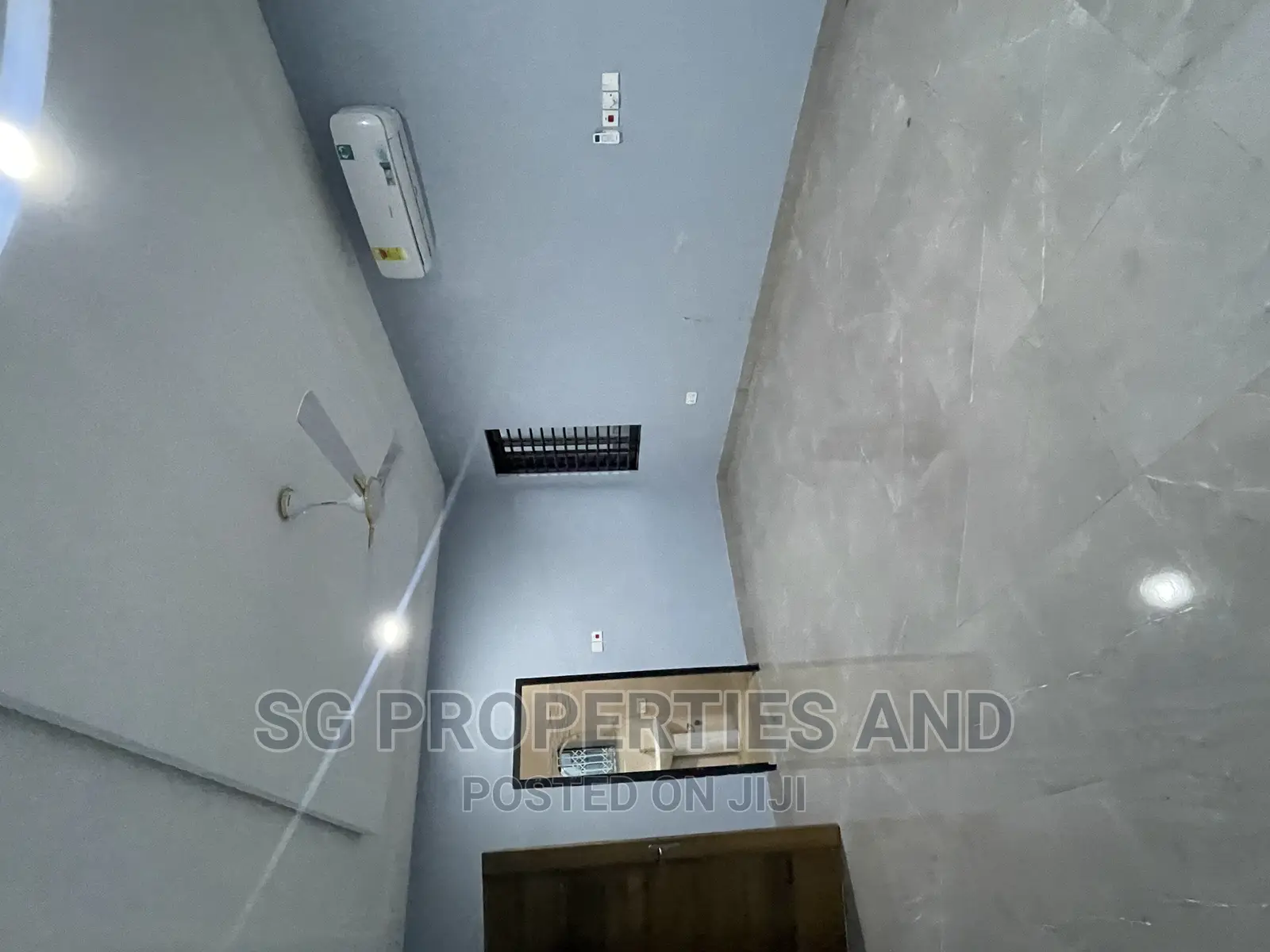 3bdrm Apartment in Ecobank, Spintex for rent