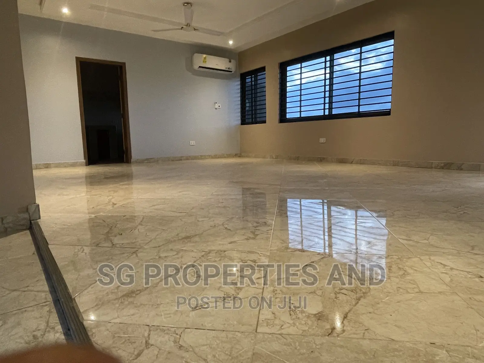 3bdrm Apartment in Ecobank, Spintex for rent