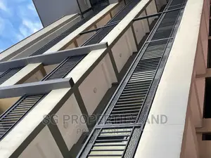3bdrm Apartment in Ecobank, Spintex for rent