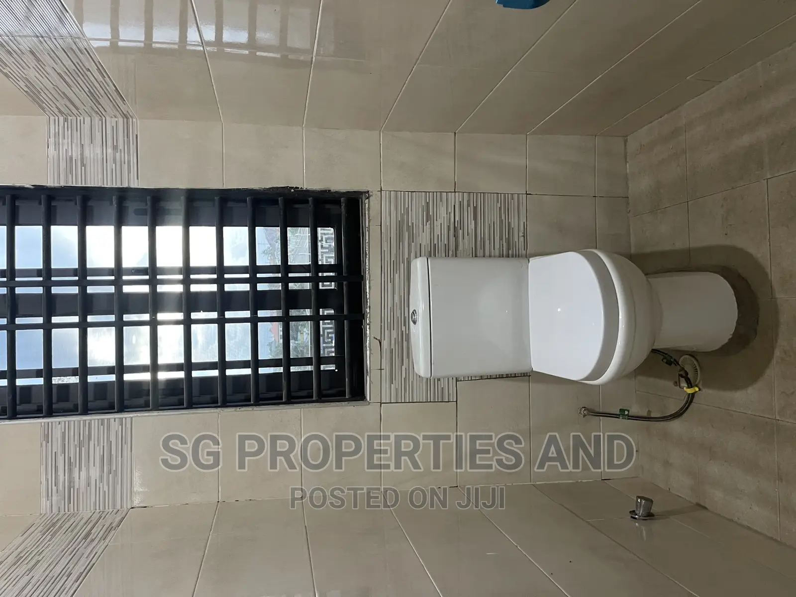 3bdrm Apartment in Ecobank, Spintex for rent