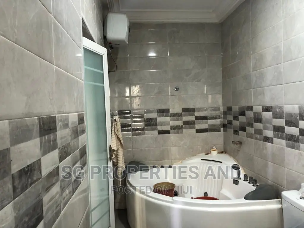 4bdrm Apartment in Manet, Spintex for rent