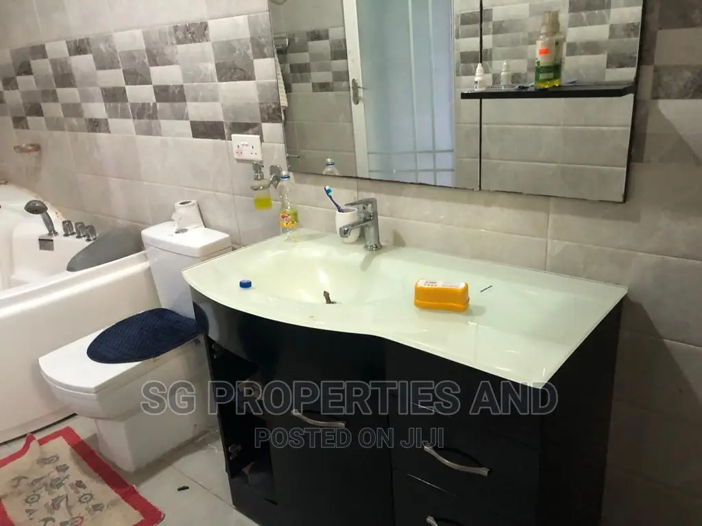 4bdrm Apartment in Manet, Spintex for rent