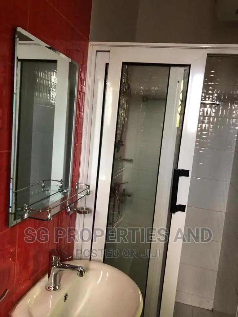 4bdrm Apartment in Manet, Spintex for rent