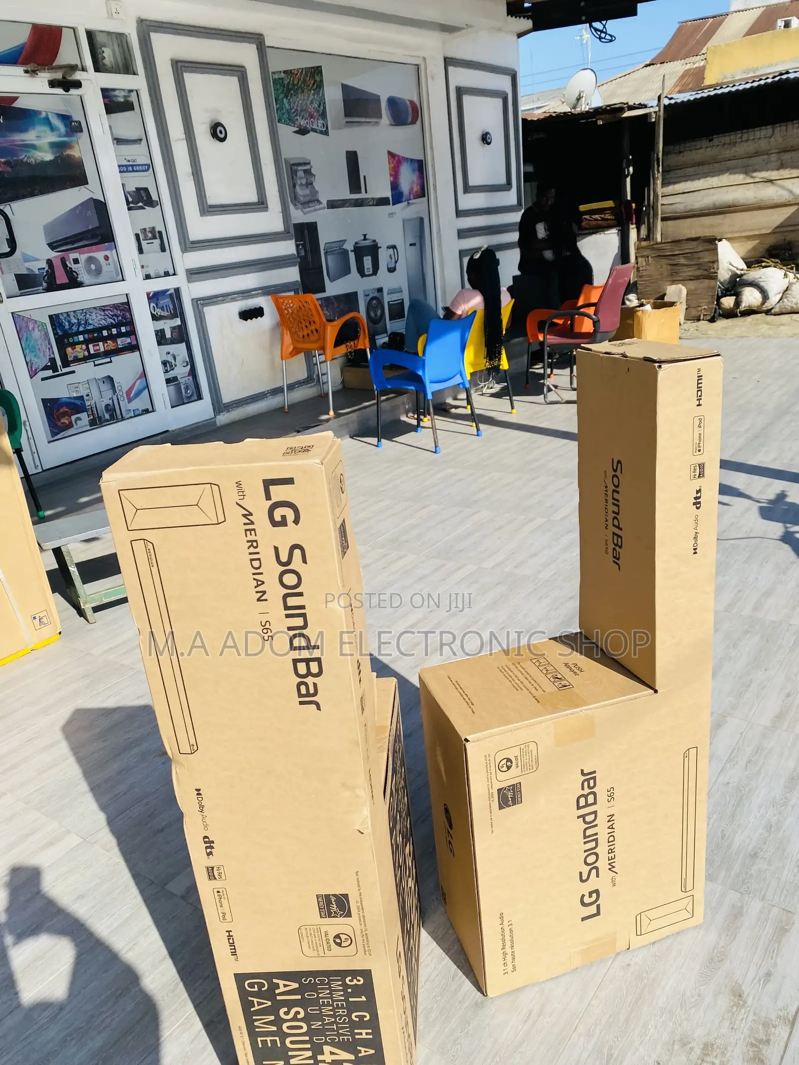 Quality Yet Affordable LG S65Q Bluetooth Sound Bar System 